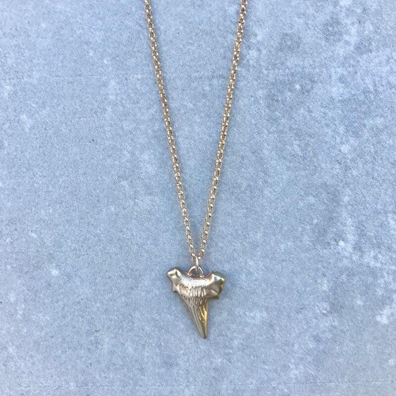 Pendentif Dent de Requin Or