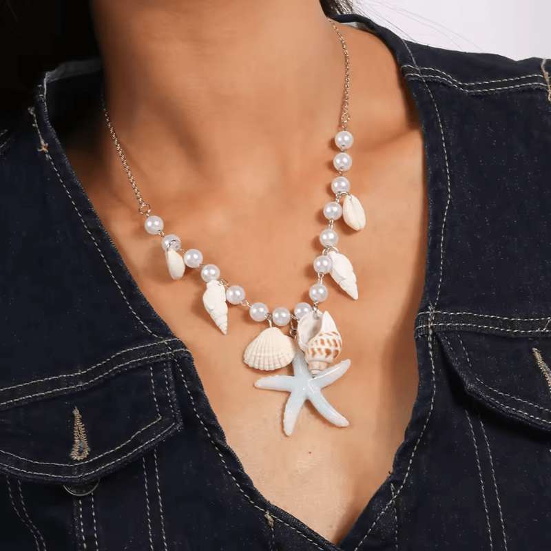 Collier Blanc Coquillage de Mer